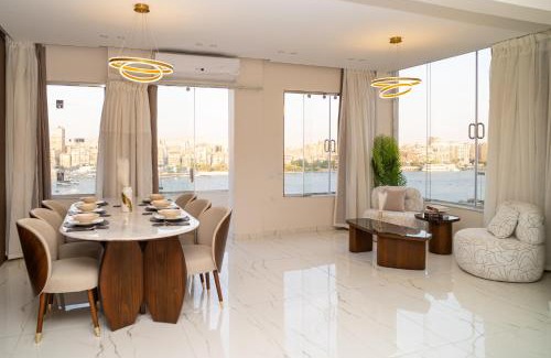 Oula Wohnung | شقة فندقية اطلالة عالنيل بالكامل في قلب القاهرة بجوار الفورسيزون