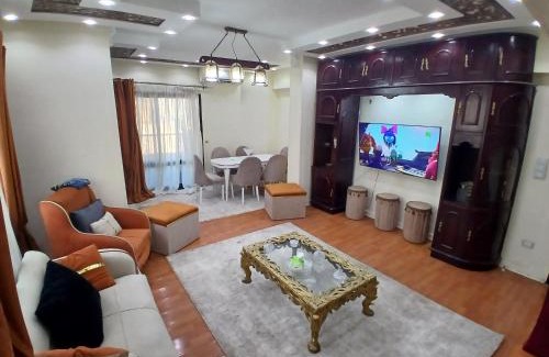Gazirat Mit Oqbah Wohnung | شقة فندقية بميدان لبنان المهندسين