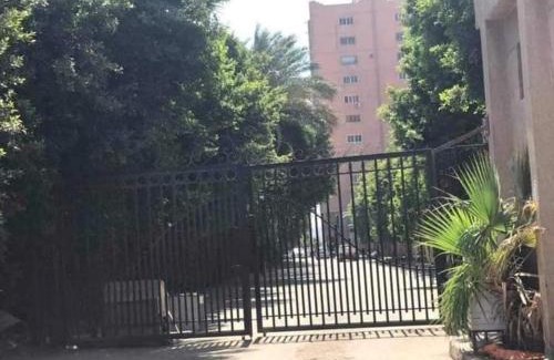 Giza Wohnung | شقة في كمبوند أبراج الخليج-شارع البحر الأعظم