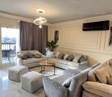 Cairo Wohnung | شقة مطلة علي ممشي اهل مصر