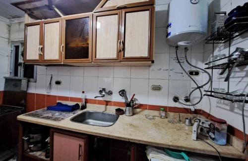 Tukh Wohnung | شقة مفروشة 5 سراير في كامب شيزار