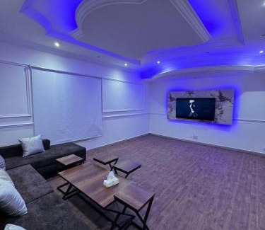 Sari Street Wohnung | شقق فاخرة بحي الروضة مع سينما بغرفة النوم