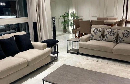 Ash Shati Wohnung | شقه بانوراميه مطله على الفورملا 1 المسارات