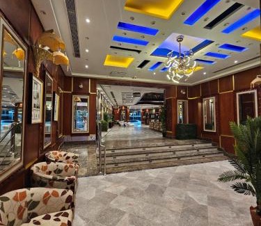 60th Street Hotel | فندق برج العالم