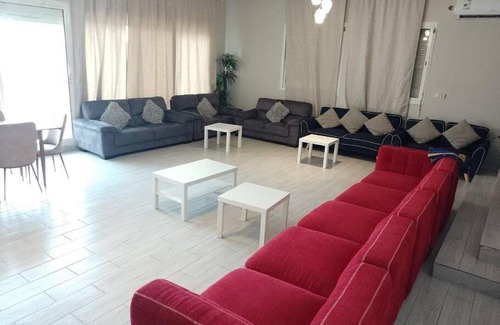 Durrat Al-Arous Villa | فيلا ساحل القمر بشاطئ رملي ومسبح خاص درةالعروس