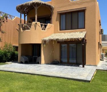 Zafarana Skihütte | فيلا في ماونتن فيو العين السخنة VIP Villa in Mountain View Sokhna Families Only