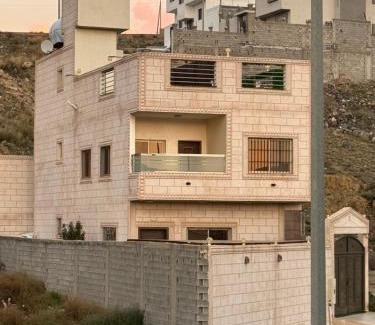 Al Hada Villa | فيلا نسايم الهدا4 غرف نوم وصالتين