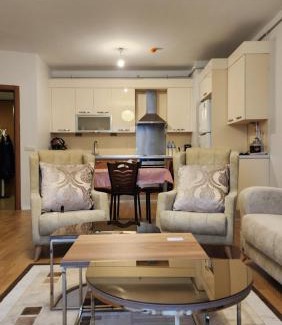 Esenyurt Wohnung | مجمع كرستال شهير Kristalşehir