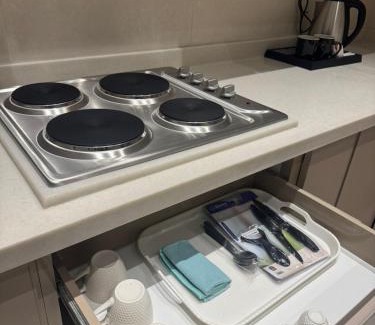 Hera Street Wohnung | مرجانة حراء - Hiras Coral غرفتين وصاله ومطبخ فاخره