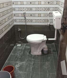 Akalkot Haus | ब्रम्हांडनायक गेस्ट हाऊस