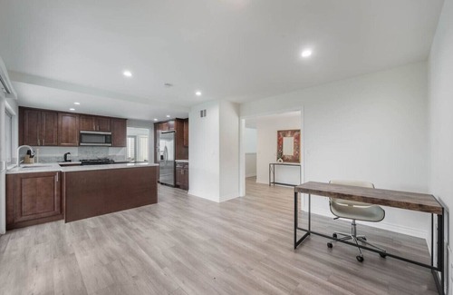 Sunland-Tujunga Haus | ৎ୭ Elm Mountain Viewৎ୭ Fire pit, quiet and more