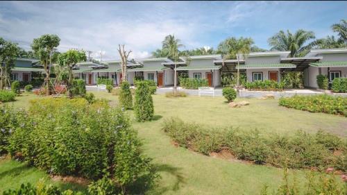 Sichon Resort | กาลครั้งหนึ่ง @ สิชล รีสอร์ท (Once upon a time@Sichon Resort)