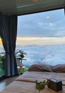 Lom Kao Haus | ชาร์จแบต ภูทับเบิก