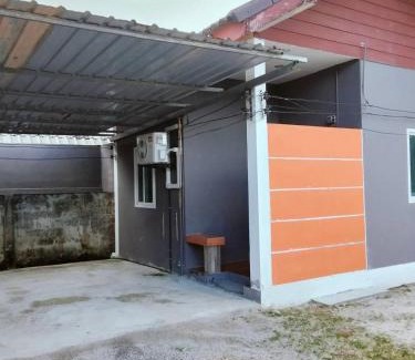 Nakhon Si Thammarat Hotel | ณชนกรีสอร์ท&garden