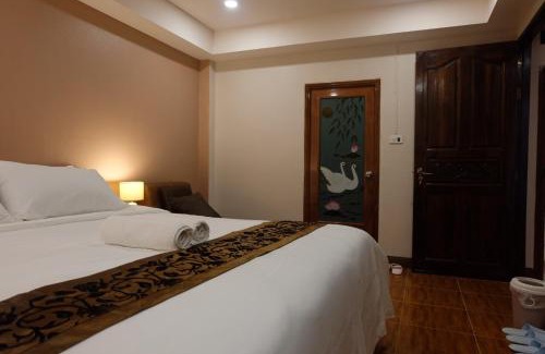 Mae Fa Luang Haus | ดอยตุงเฮงธนาโฮมสเตย์