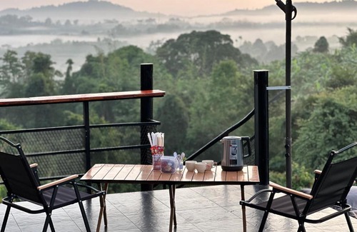 Sado Phong Haus | ธารน้ำ รีสอร์ท เขาค้อ