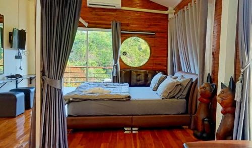 Sado Phong Haus | ธารน้ำ รีสอร์ท เขาค้อ