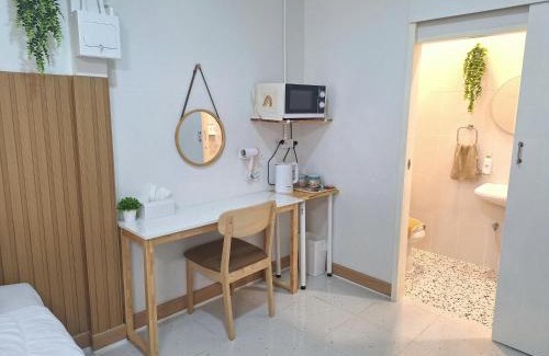 Sam Ngao Haus | ธัญพร เกสต์เฮาส์