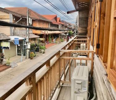 Chiang Khan Haus | นา-ใบบุญ Nabaiboon