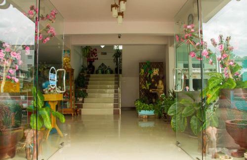 Khlang Hotel | นิราคนธ์