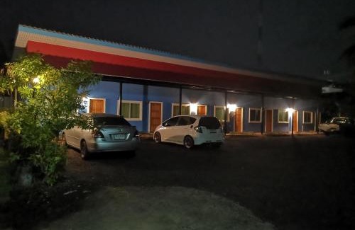 Chalong Bed & Breakfast | นิวเวฟภูเก็ต