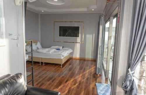 Lom Kao Skihütte | บ้านนุสรา รีสอร์ท ภูทับเบิก