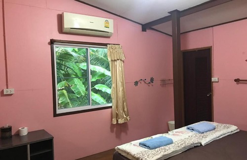 Ban Prok Wohnung | บ้านปุณยาพร โฮมสเตย์