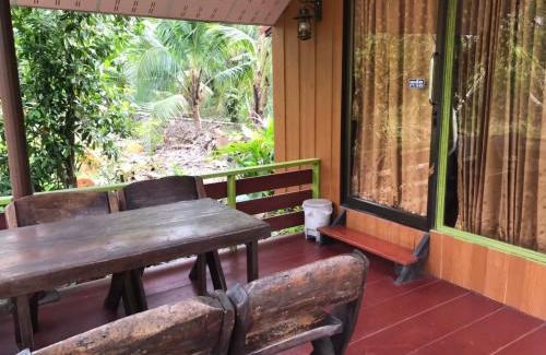 Ban Prok Wohnung | บ้านปุณยาพร โฮมสเตย์