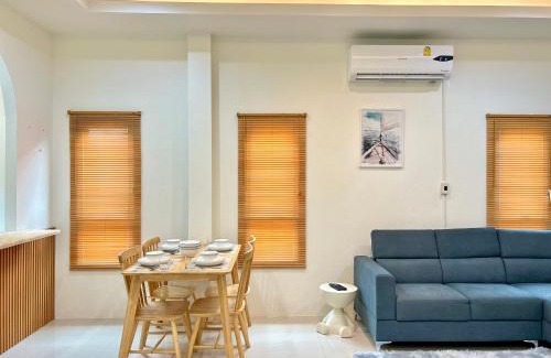 Ban Chang Haus | บ้านมินิมอล 2 ห้องนอน 2 ห้องน้ำ ใจกลางเมืองบ้านฉาง