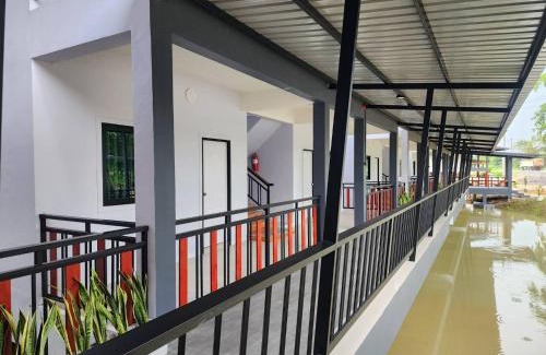 Ban Na Doem Bed & Breakfast | บ้านร่มไทร Ban Romsai Nadoem Suratthani