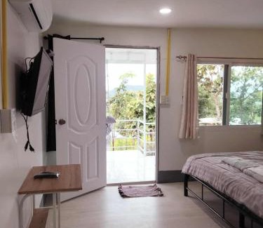 Tha Kradan Haus | บ้านสวนคึดฮอดโฮมสเตย์ ศรีสวัสดิ์ กาญจนบุรี