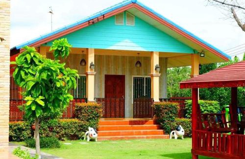 Kamphaeng Saen Haus | บ้านสวนชมจันทร์ กำแพงแสน