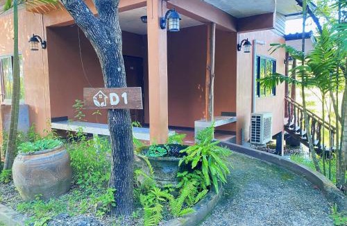Mae Faek Mai Haus | บ้านสวนภูรจิตร Baansuanphurajit