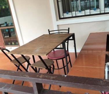Tha Sut Haus | บ้านสวนสบายใจโฮมสเตย์ ใกล้มหาวิทยาลัยแม่ฟ้าหลวง ห่างเมือง 20 กม ห่างถนน 2 กม