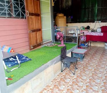 Tha Sut Haus | บ้านสวนสบายใจโฮมสเตย์ ใกล้มหาวิทยาลัยแม่ฟ้าหลวง
