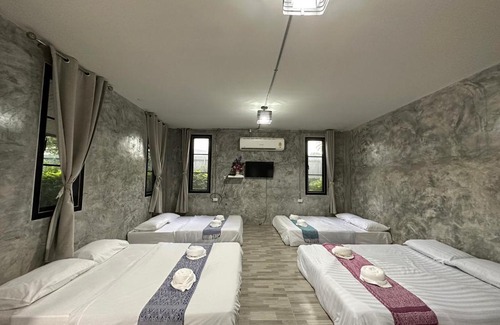 Chiang Khan Haus | บ้านสาธนี