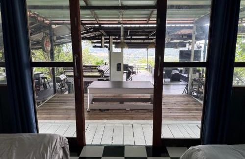 Muak Lek Haus | บ้านเชิงเขา โฮมสเตย์