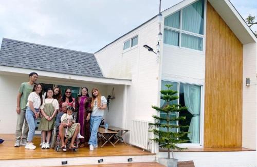 Wang Nam Khiao Haus | บ้านไร่ฟ้าสวย Family House