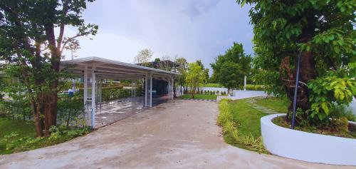 Phitsanulok Villa | ฟอเรสต์ พูลวิลล่าพิษณุโลก Forest Poolvilla Phitsanulok