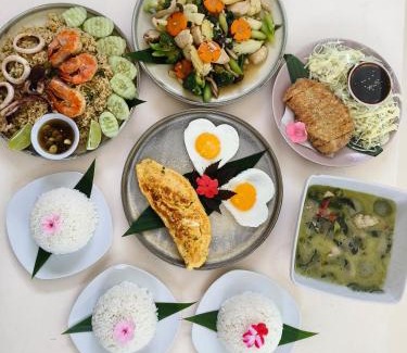 Mae Rim Haus | ม่วนโฮม muan home café&stay