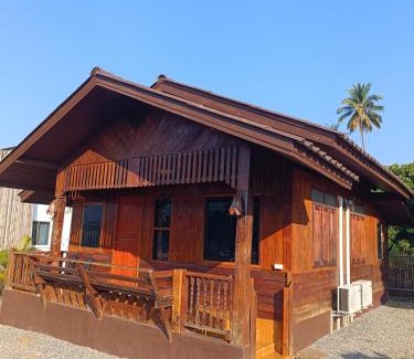 Chom Thong Haus | ม่วนใจ๋ปันสุข โฮมสเตย์แอนคาเฟ่ Muanjai punsuk homestay and cafe
