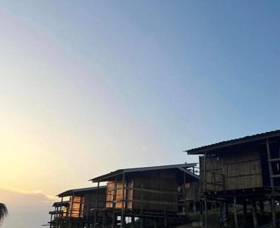 Rong Kwang Haus | ม่อนดาวเดือนแค้มป์ปิ้ง ถนนลอยฟ้าแพร่