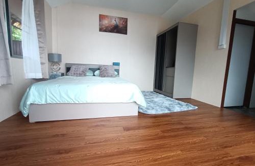 Mae Rim Haus | ระเบียงม้ง