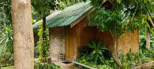 Pang Mu Haus | ลิ้นฟ้าแคมปิ้งรีสอร์ท