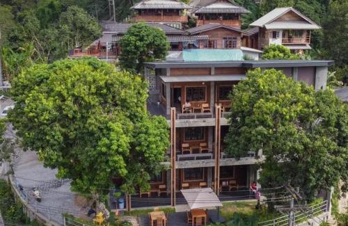 Mae On Haus | วิลลา วาดี แม่กำปอง Villa Vadee Maekampong