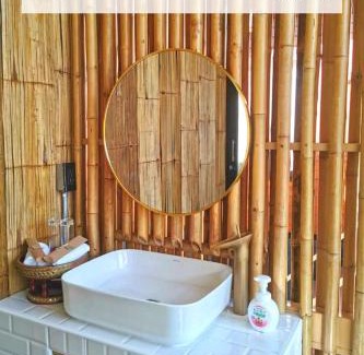 Bo Kluea Hotel | สะปัน กลางนา คาเฟ่ Sapan Klang Na Cafe