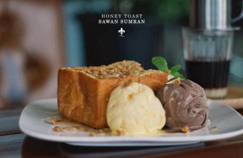 Si Bun Rueang Hotel | สะหวันสำราญ Savansumran