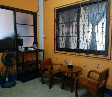Lampang Wohnung | อิ่มละมัยอพาร์ทเม้นท์