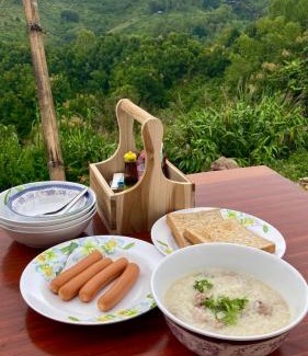 Khao Kho Kabine | เขาลมเย็น