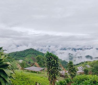 Samoeng Tai Sonstige | เต็นท์กระโจม - Raiwassana Baandoy